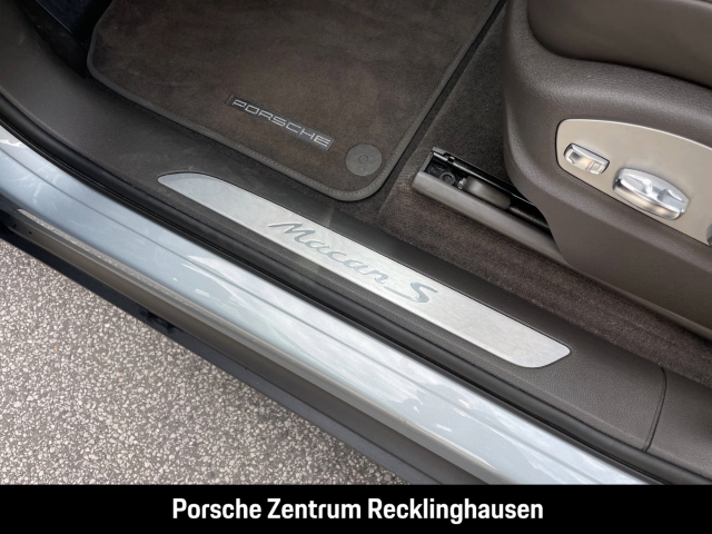 Porsche Macan S Luftfederung Rückfahrkamera Panoramadach