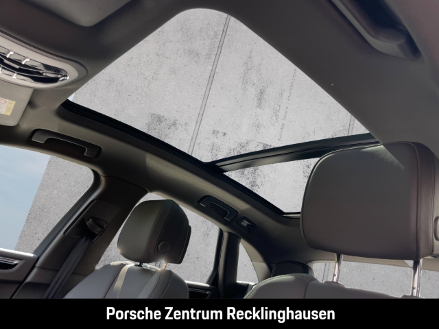 Porsche Macan S Luftfederung Rückfahrkamera Panoramadach