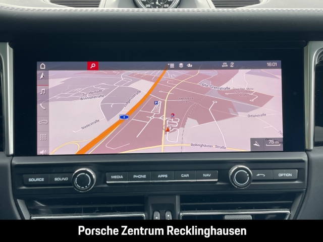 Porsche Macan GTS BOSE Luftfederung Rückfahrkamera LED