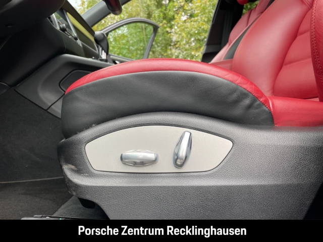 Porsche Macan GTS Panoramadach 20-Zoll Lederpaket PDLS+