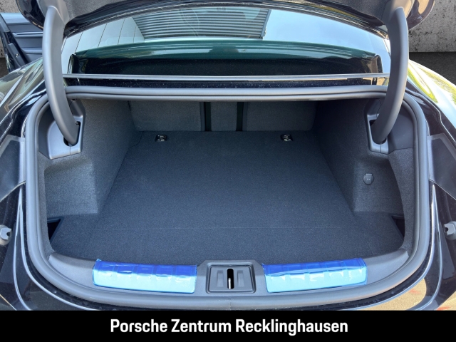 Porsche Taycan Black Edition InnoDrive LED-Matrix BOSE