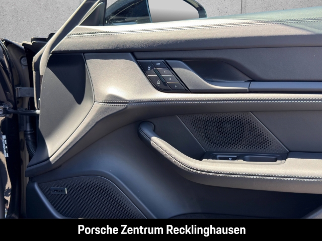 Porsche Taycan Black Edition InnoDrive LED-Matrix BOSE