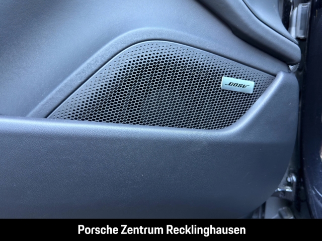 Porsche Taycan Black Edition InnoDrive LED-Matrix BOSE