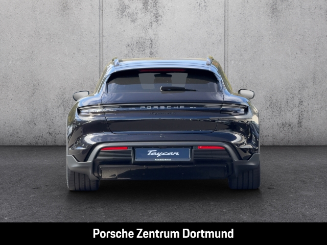 Porsche Taycan 4S Cross Turismo