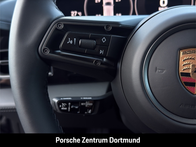 Porsche Taycan 4S Cross Turismo