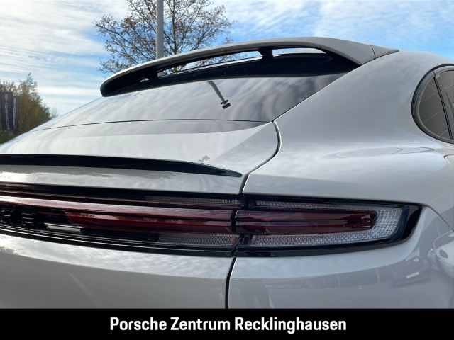 Porsche Cayenne S Coupe Sportabgas Luftfederung BOSE 22z