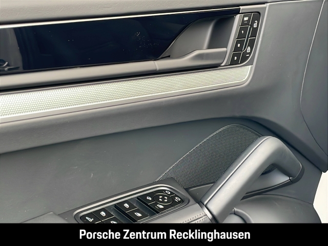 Porsche Cayenne S Coupe Sportabgas Luftfederung BOSE 22z