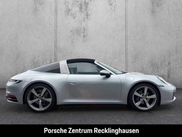 Porsche 992 911 Targa 4 Sportabgasanlage LED-Matrix BOSE