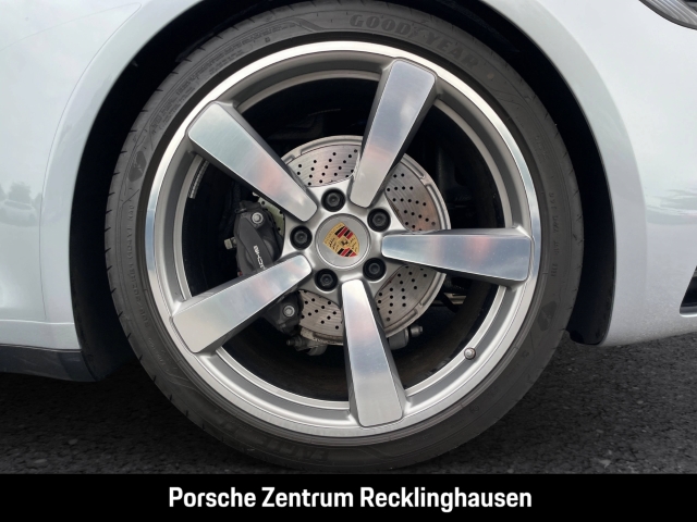 Porsche 992 911 Targa 4 Sportabgasanlage LED-Matrix BOSE