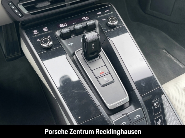Porsche 992 911 Targa 4 Sportabgasanlage LED-Matrix BOSE