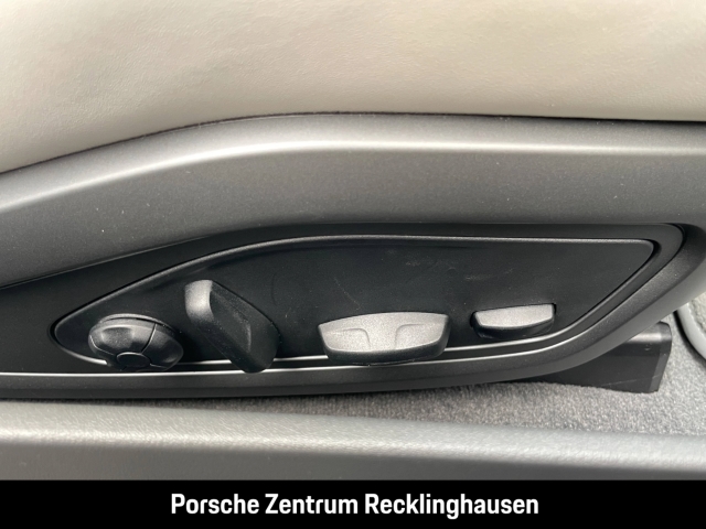 Porsche 992 911 Targa 4 Sportabgasanlage LED-Matrix BOSE