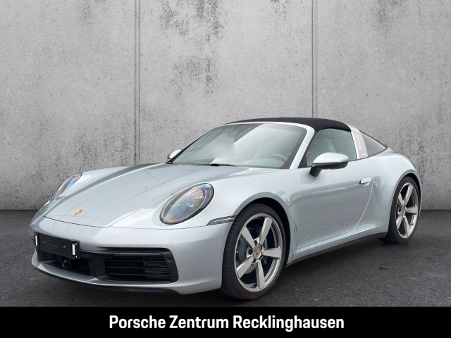 Porsche 992 911 Targa 4 Sportabgasanlage LED-Matrix BOSE