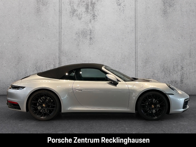 Porsche 992 911 Carrera Cabrio LED-Matrix Sitzbelüftung