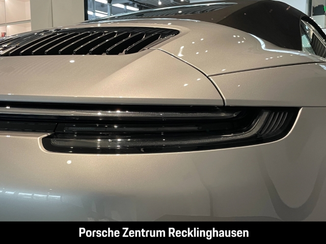 Porsche 992 911 Carrera Cabrio LED-Matrix Sitzbelüftung