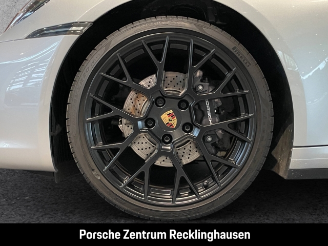Porsche 992 911 Carrera Cabrio LED-Matrix Sitzbelüftung