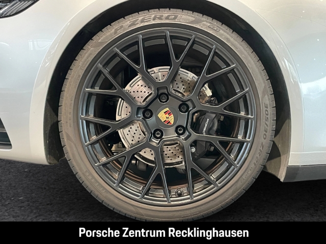 Porsche 992 911 Carrera Cabrio LED-Matrix Sitzbelüftung