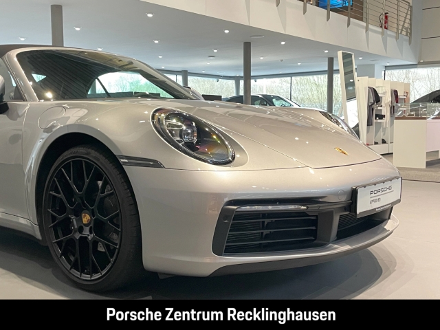 Porsche 992 911 Carrera Cabrio LED-Matrix Sitzbelüftung