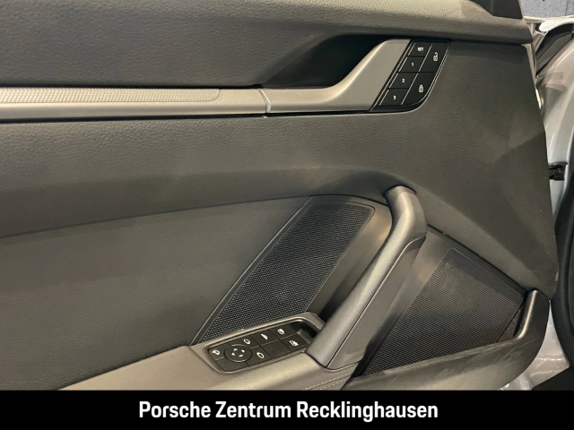 Porsche 992 911 Carrera Cabrio LED-Matrix Sitzbelüftung