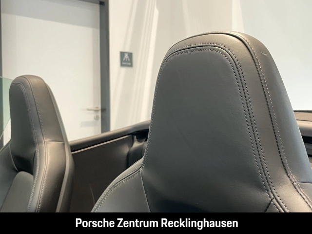 Porsche 992 911 Carrera Cabrio LED-Matrix Sitzbelüftung