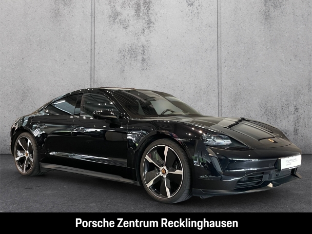 Porsche Taycan Turbo Burmester Nachtsicht Head-Up PDCC