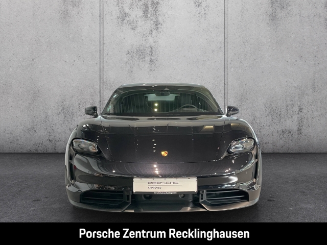 Porsche Taycan Turbo Burmester Nachtsicht Head-Up PDCC