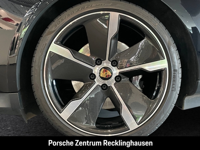 Porsche Taycan Turbo Burmester Nachtsicht Head-Up PDCC