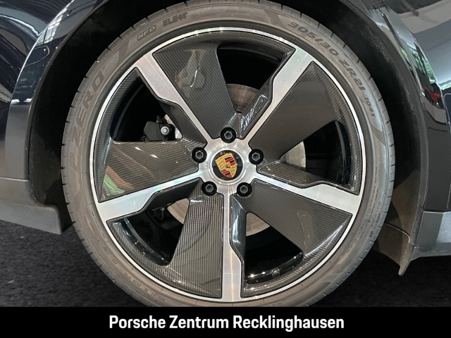 Porsche Taycan Turbo Burmester Nachtsicht Head-Up PDCC