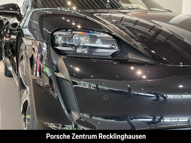 Porsche Taycan Turbo Burmester Nachtsicht Head-Up PDCC