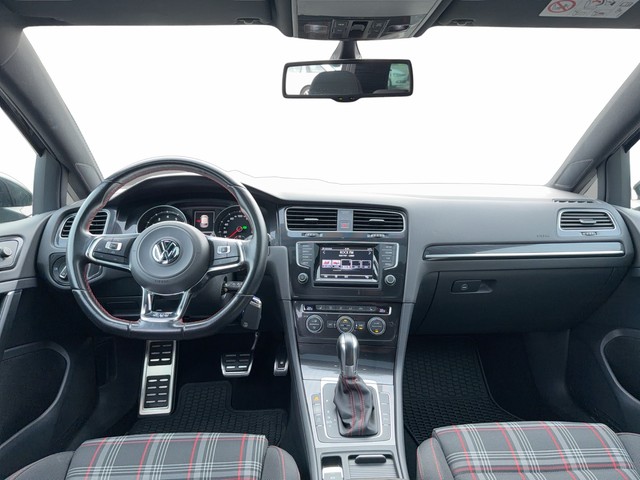 Volkswagen Golf GTI 2.0 TSI DSG GTI
