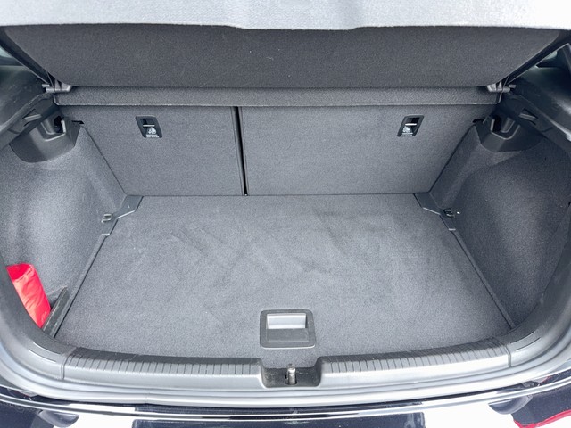 Volkswagen Polo 1.0 TSI DSG R-Line