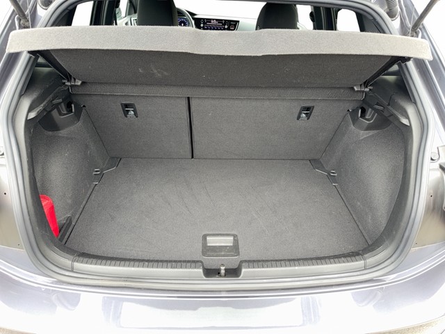 Volkswagen Polo 1.0 TSI DSG R-Line