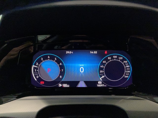 Volkswagen Golf 1.0 eTSI DSG MOVE