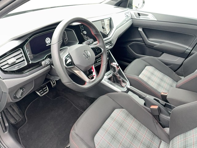 Volkswagen Polo GTI 2.0 TSI DSG GTI