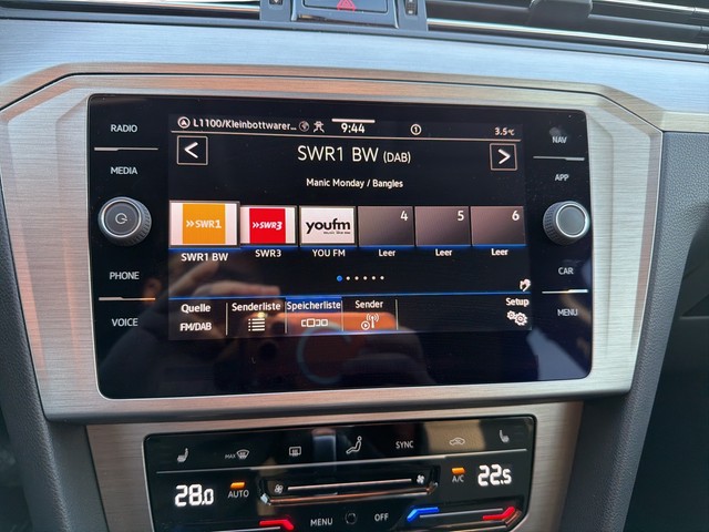 Volkswagen Passat Variant 1.5 TSI DSG Conceptline